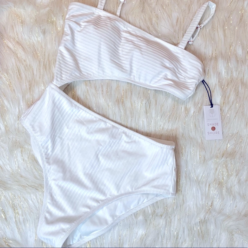 Shade & Shore Women's Size Medium Ribbed Cut Out 1 Piece White Swimsuit